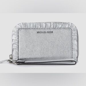 MICHAEL KORS Jet Set silver leather wallet with rouches